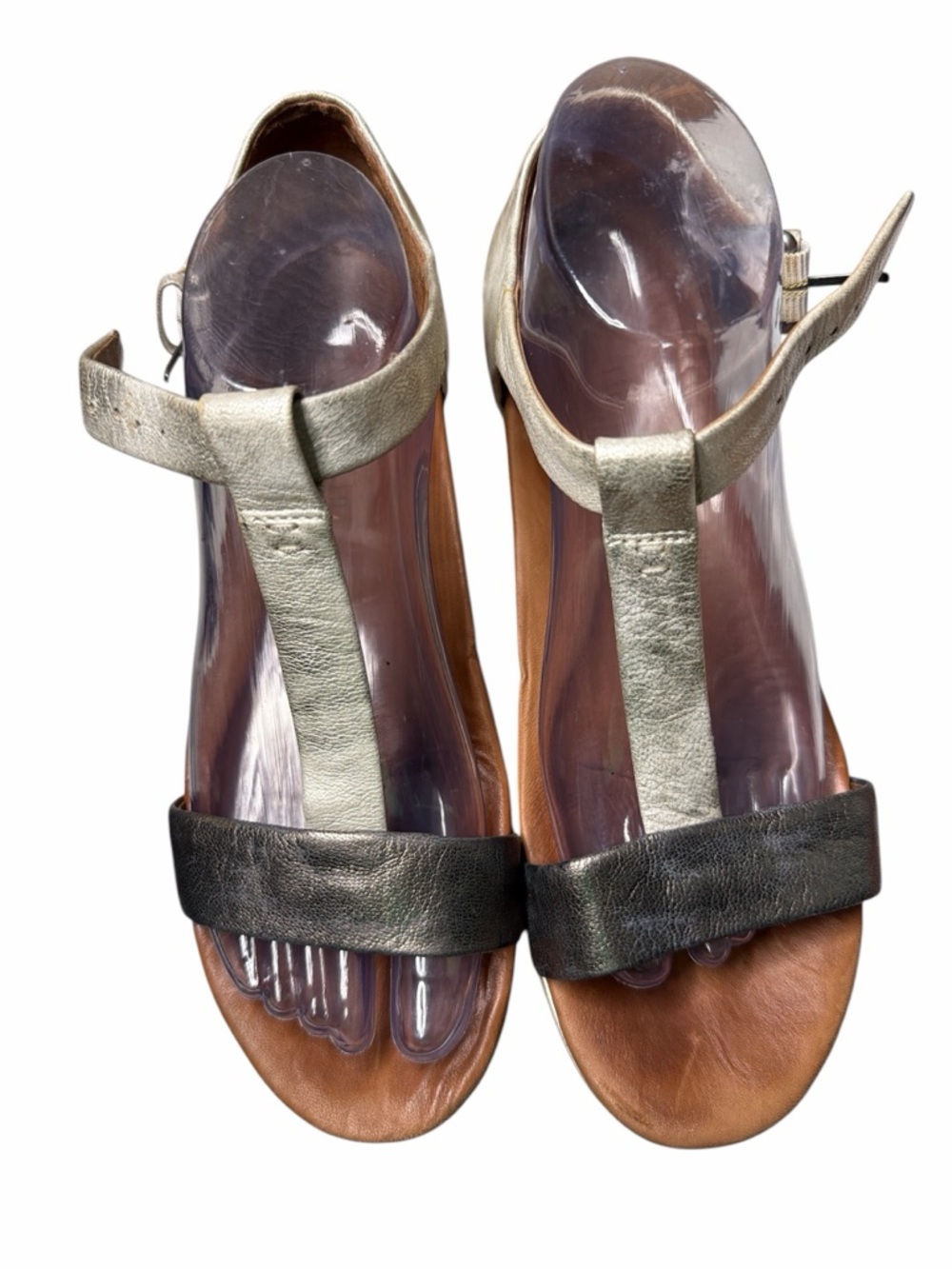 gentle souls Metallic Two-Tone T-Strap Sandals in Bronze and Pewter size  9.5